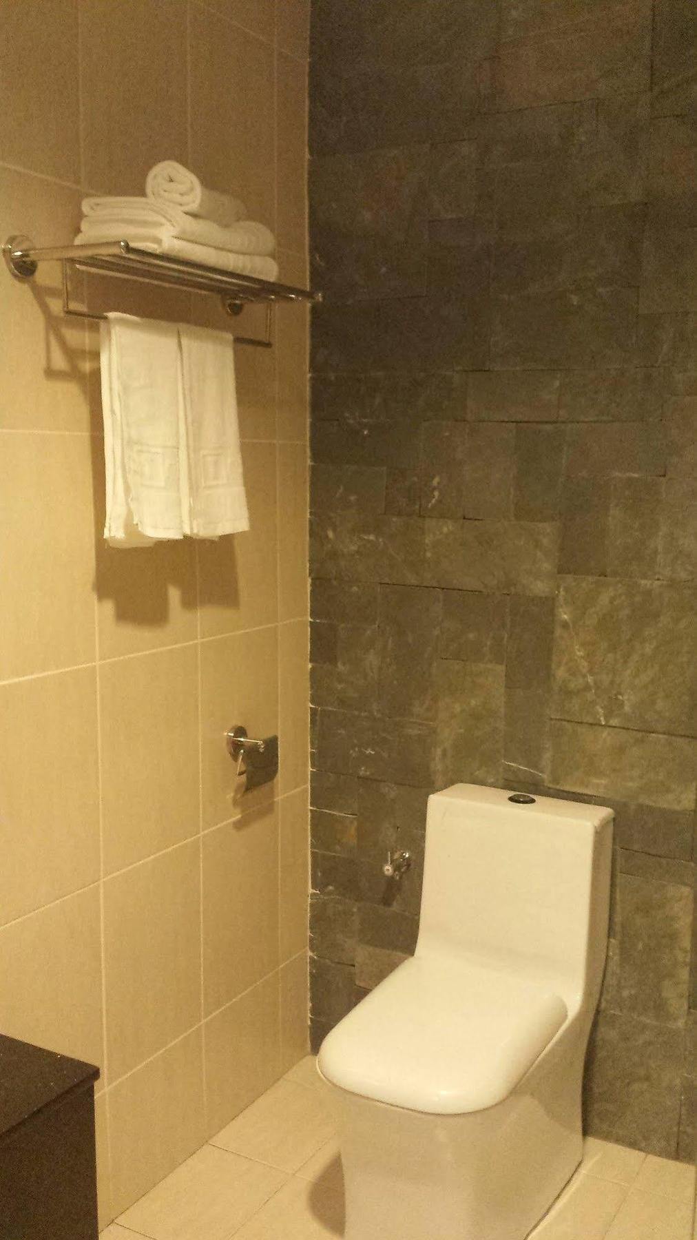 קוצ'ינג Tribeca Suites מראה חיצוני תמונה